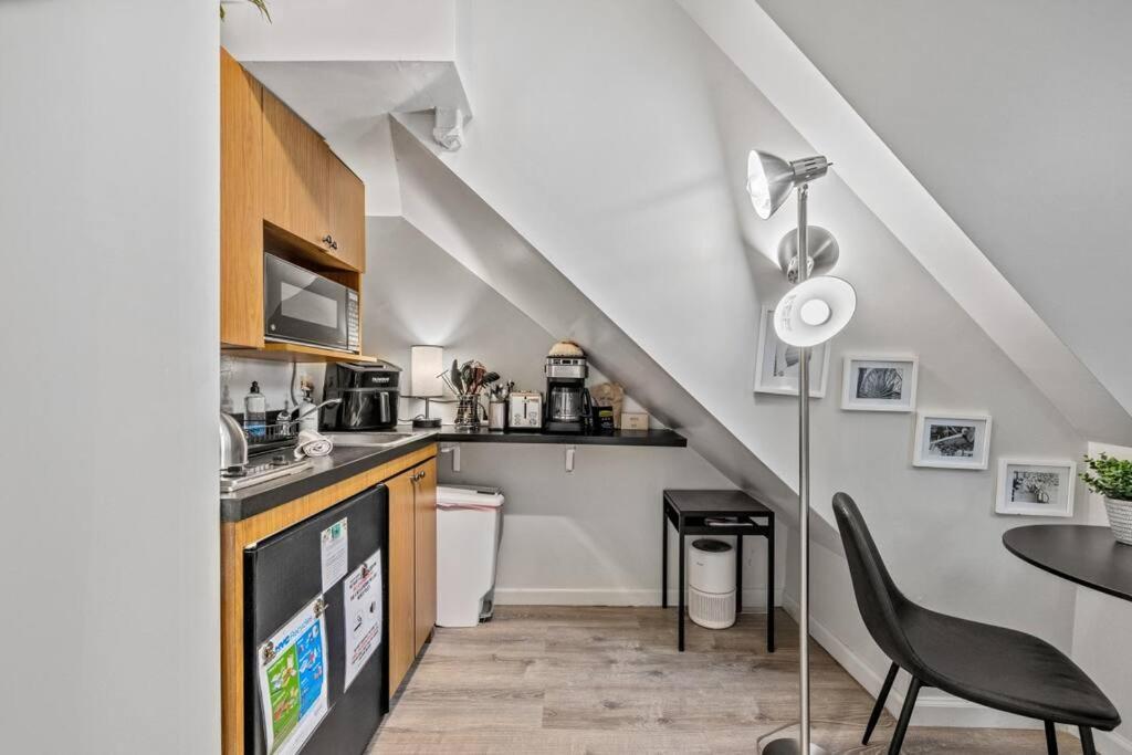 Great Walkable Studio Apt! New York Exterior photo